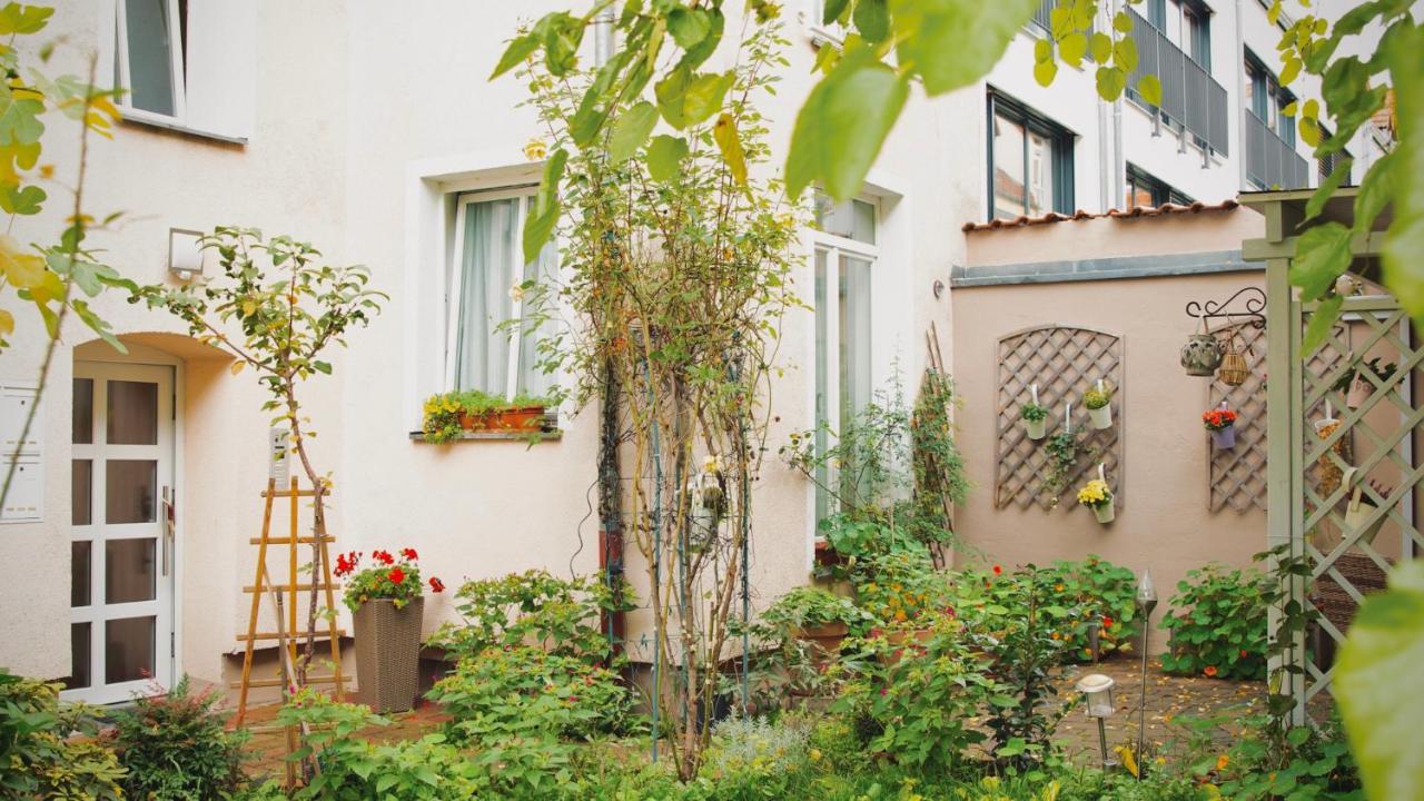 Pension Tokus Нюрнберг Экстерьер фото
