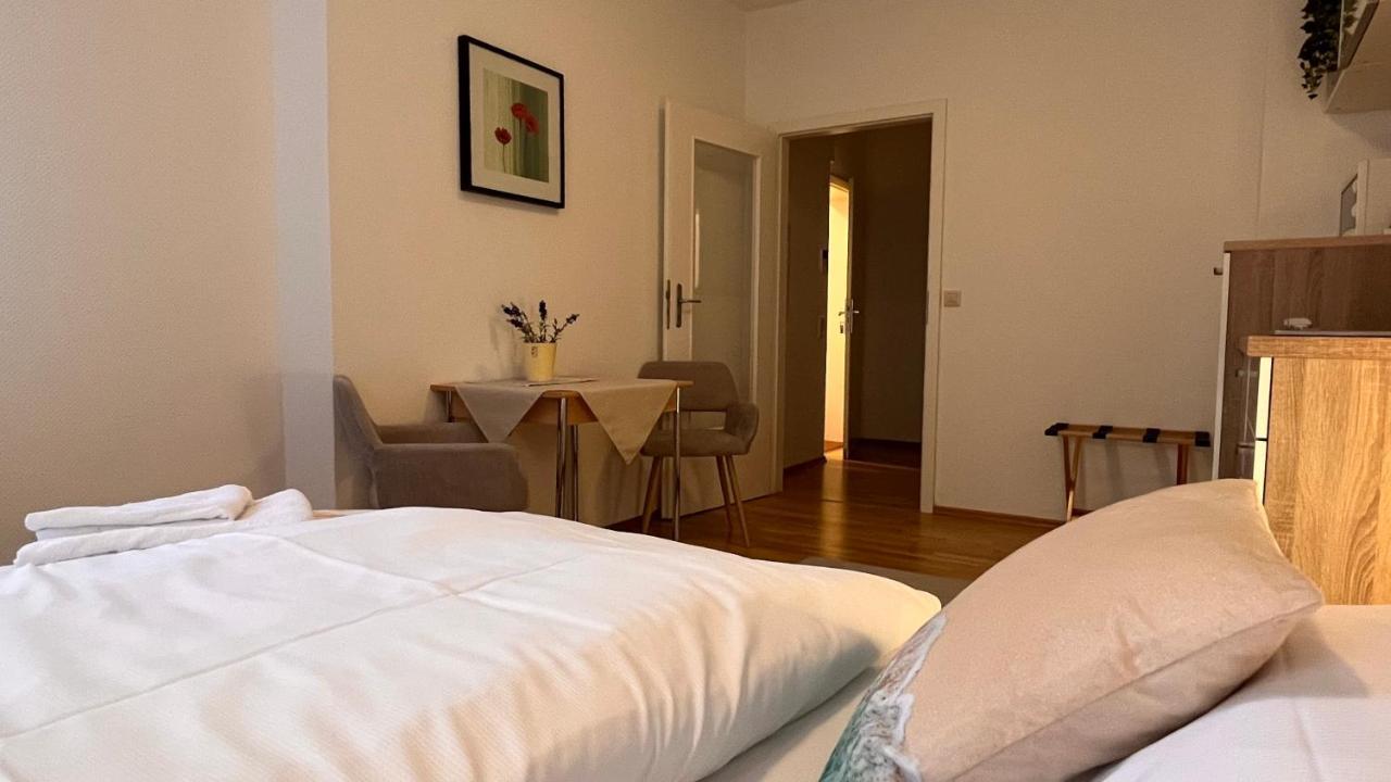 Pension Tokus Нюрнберг Экстерьер фото