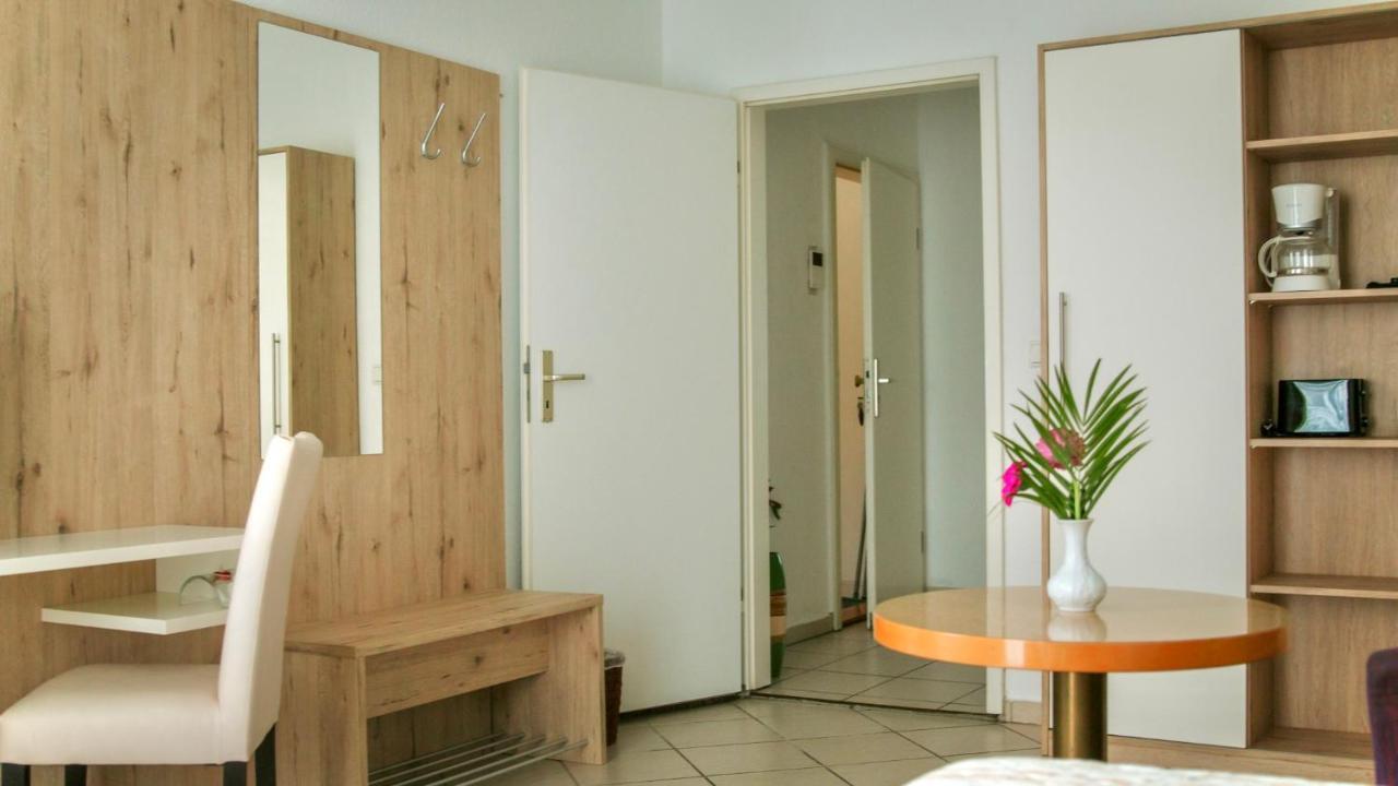 Pension Tokus Нюрнберг Экстерьер фото