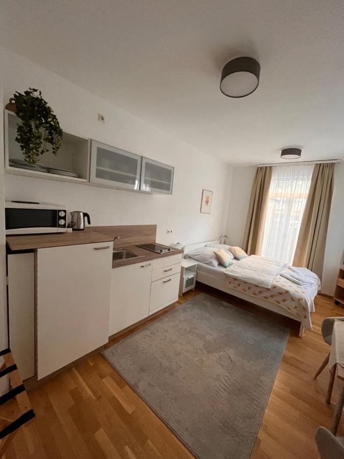 Pension Tokus Нюрнберг Экстерьер фото