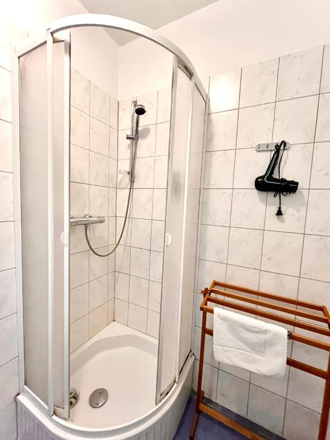 Pension Tokus Нюрнберг Экстерьер фото
